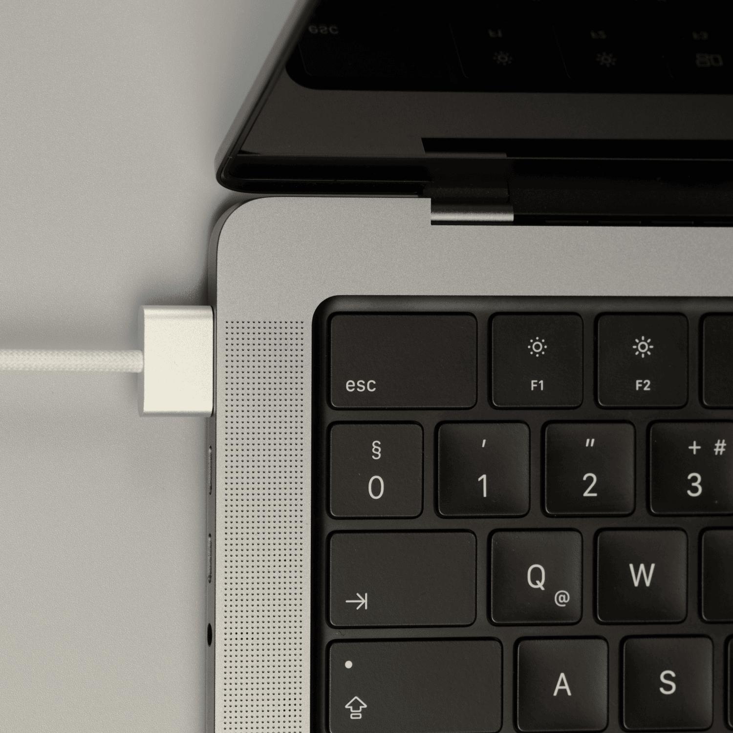 Macbook charging cable 2 meter magnetic MagSafe 3.0